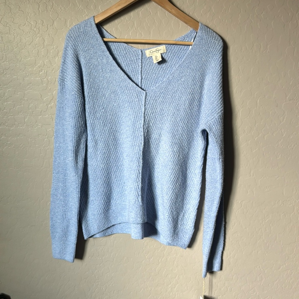 Jessica Simpson V neck sweater size S
